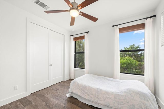 211 Honey Creek CT 6, Austin, TX 78738