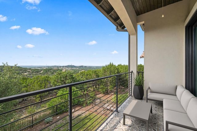 211 Honey Creek CT 6, Austin, TX 78738