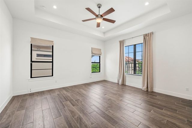 211 Honey Creek CT 6, Austin, TX 78738