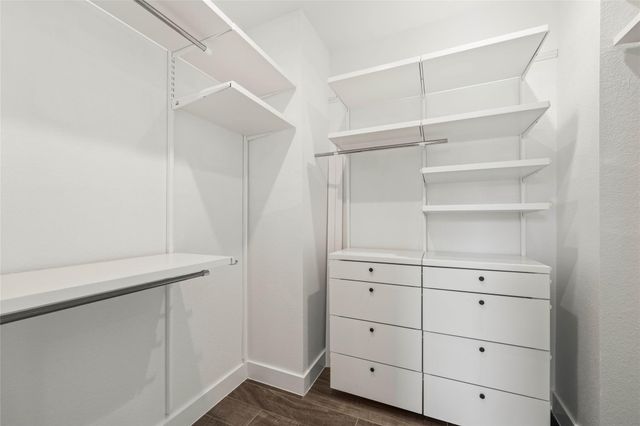 211 Honey Creek CT 6, Austin, TX 78738