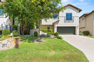 211 Honey Creek CT 6, Austin, TX 78738