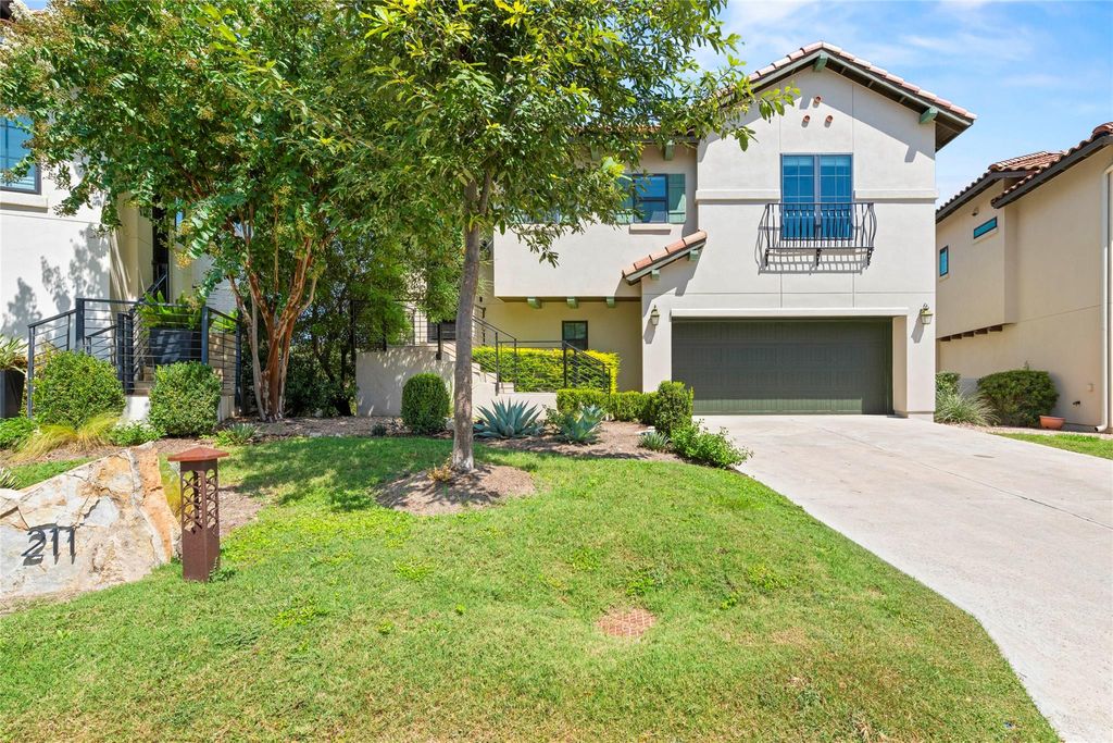 211 Honey Creek CT 6, Austin, TX 78738