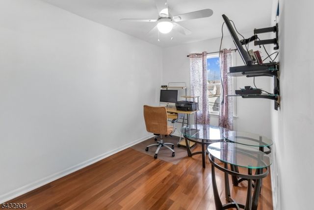 69 N 4Th St, Paterson City, NJ 07522