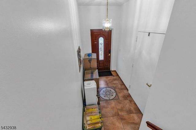 69 N 4Th St, Paterson City, NJ 07522