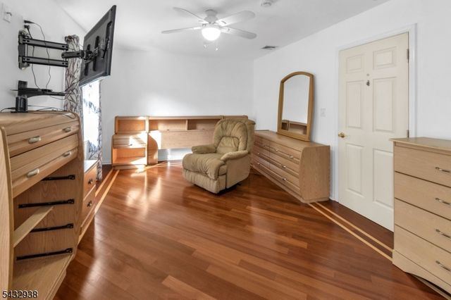69 N 4Th St, Paterson City, NJ 07522