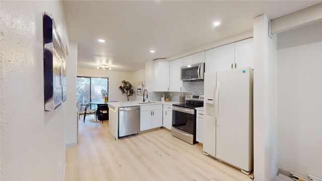 4246 Cuesta Drive 3, Irving, TX 75038