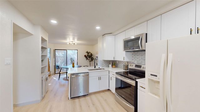 4246 Cuesta Drive 3, Irving, TX 75038