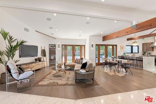 6010 Wright Terrace, Culver City, CA 90232