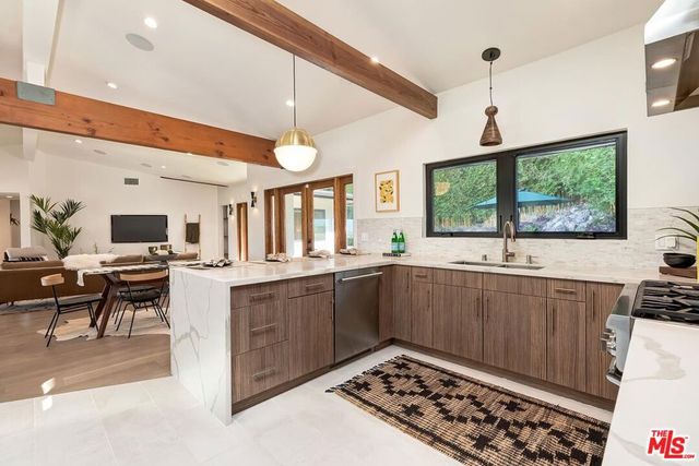 6010 Wright Terrace, Culver City, CA 90232