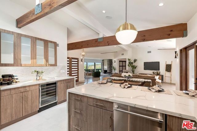 6010 Wright Terrace, Culver City, CA 90232