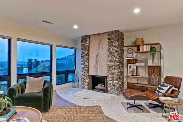 6010 Wright Terrace, Culver City, CA 90232
