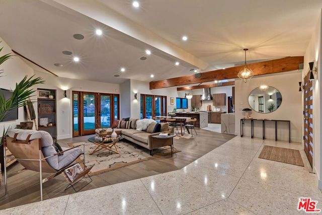 6010 Wright Terrace, Culver City, CA 90232