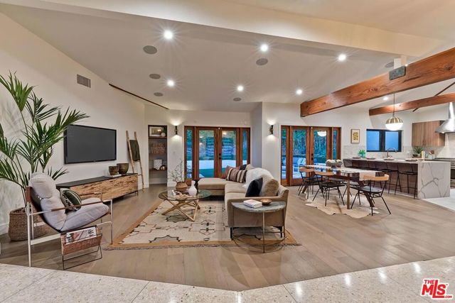 6010 Wright Terrace, Culver City, CA 90232