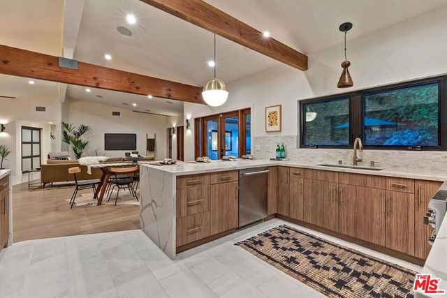 6010 Wright Terrace, Culver City, CA 90232