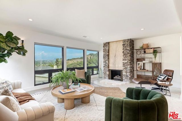6010 Wright Terrace, Culver City, CA 90232