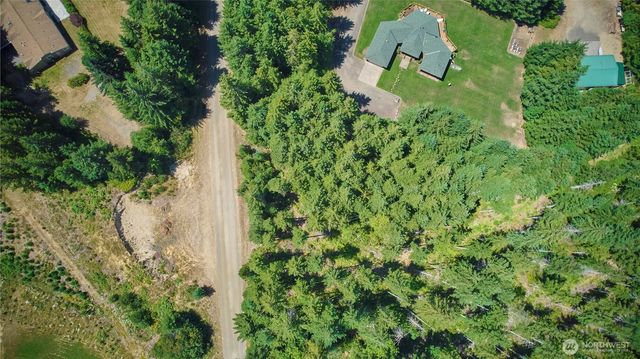 500 E Morris Creek Drive, Belfair, WA 98528