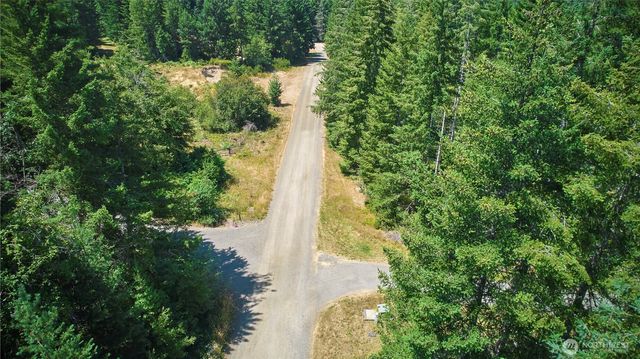 500 E Morris Creek Drive, Belfair, WA 98528
