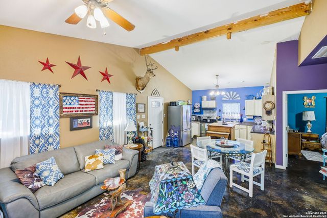 18668 Bandera, Helotes, TX 78023