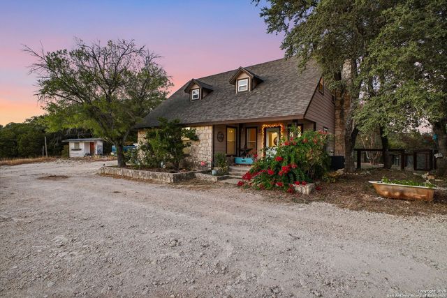18668 Bandera, Helotes, TX 78023