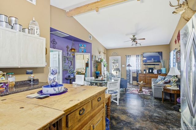 18668 Bandera, Helotes, TX 78023