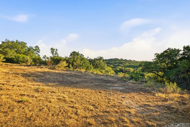 18668 Bandera, Helotes, TX 78023