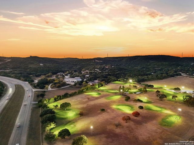 18668 Bandera, Helotes, TX 78023