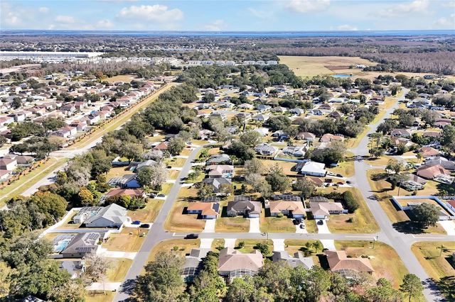 2902 EVANS WAY, Kissimmee, FL 34758