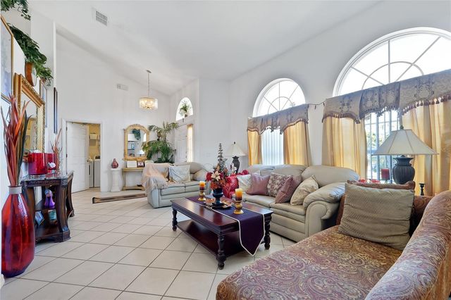 2902 EVANS WAY, Kissimmee, FL 34758
