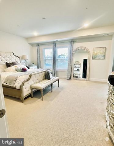 44794 TIVERTON SQ, Ashburn, VA 20147