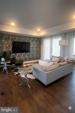 44794 TIVERTON SQ, Ashburn, VA 20147