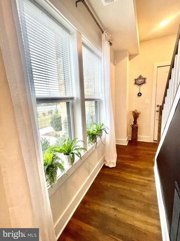 44794 TIVERTON SQ, Ashburn, VA 20147