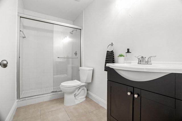 7690 Courtyard Run W, Boca Raton, FL 33433