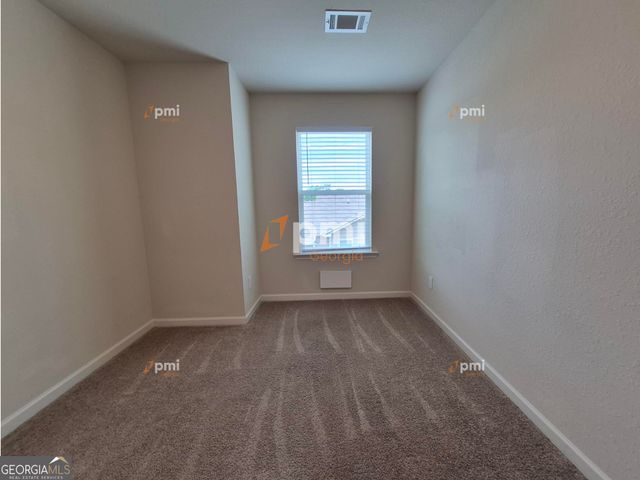 511 Highwood Lane, East Point, GA 30344