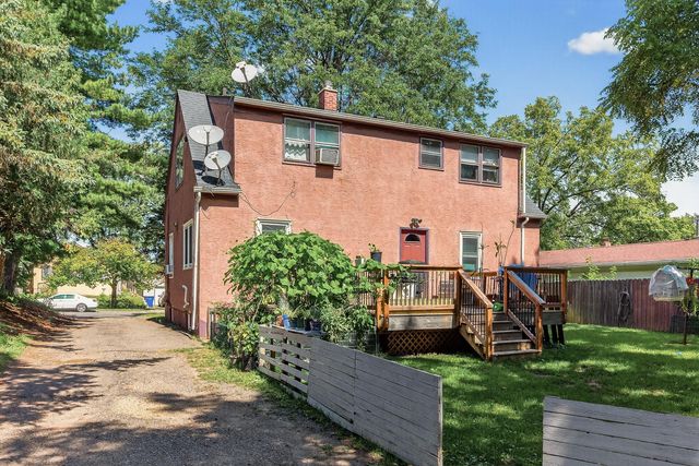 1562 Ivy Avenue E, Saint Paul, MN 55106
