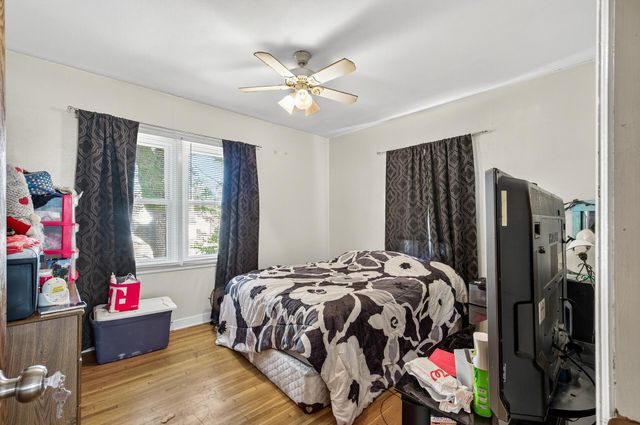 1562 Ivy Avenue E, Saint Paul, MN 55106