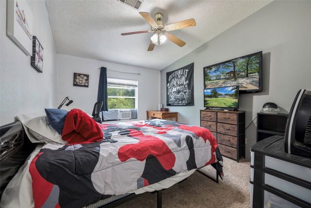 118 Winter Lane, Mabank, TX 75156