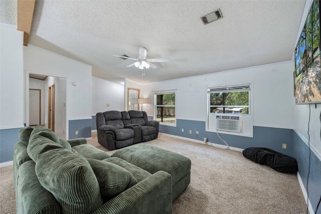118 Winter Lane, Mabank, TX 75156