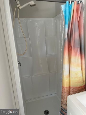 500 MERCER ST, Gloucester City, NJ 08030