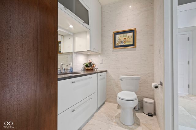 429 N Pennsylvania Street 904, Indianapolis, IN 46204