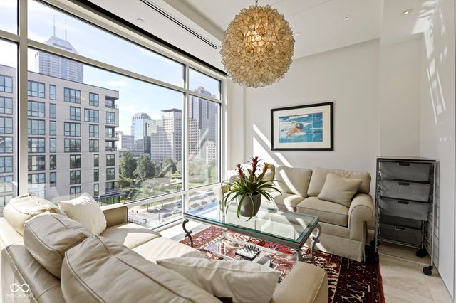 429 N Pennsylvania Street 904, Indianapolis, IN 46204