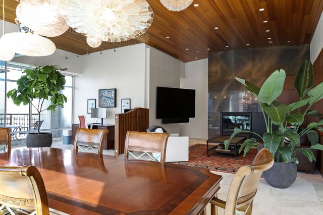 429 N Pennsylvania Street 904, Indianapolis, IN 46204