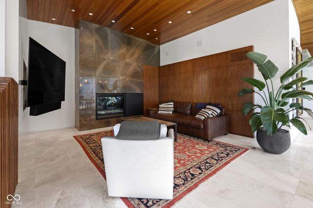 429 N Pennsylvania Street 904, Indianapolis, IN 46204