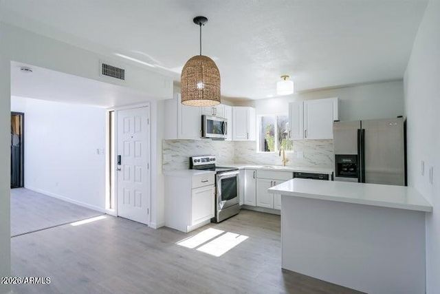16041 N 31st Street 16, Phoenix, AZ 85032