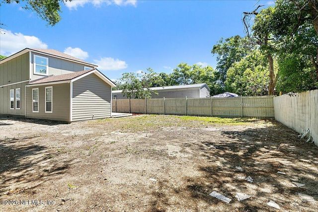 8418 BERRY Avenue, Jacksonville, FL 32211