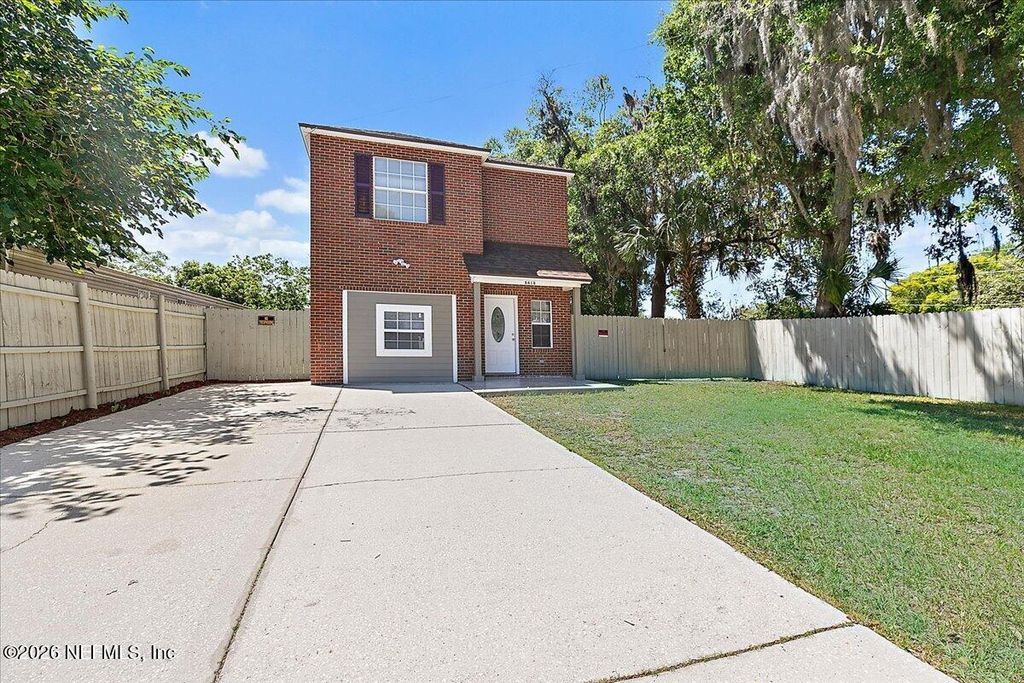 8418 BERRY Avenue, Jacksonville, FL 32211