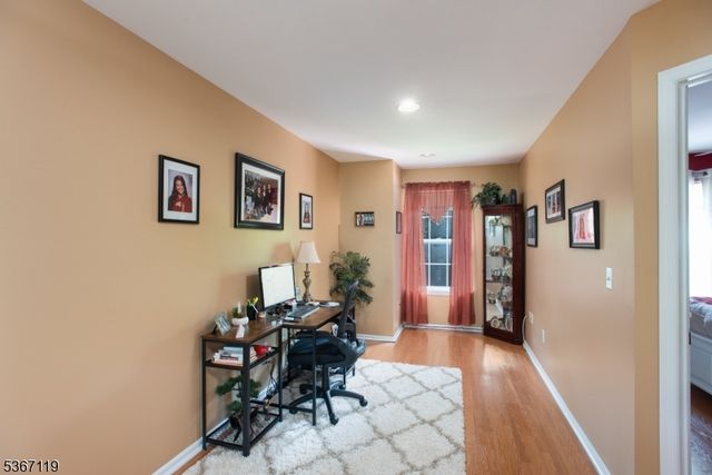 4 Dewitt Ln, Hillsborough Twp., NJ 08844