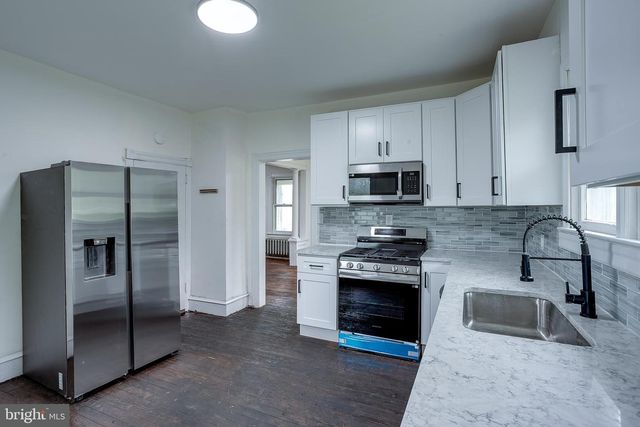 422 LUMBERTON RD, Hainesport, NJ 08036