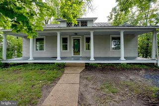 422 LUMBERTON RD, Hainesport, NJ 08036