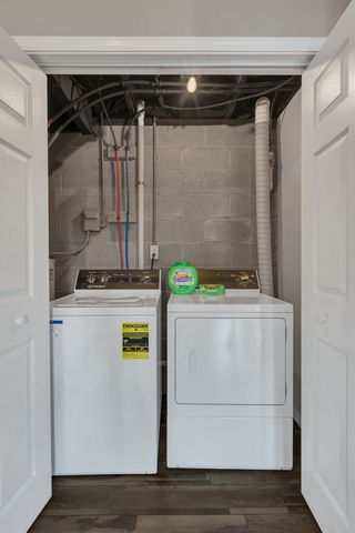 81 Davis N Lake Access Rd, Camden, TN 38320