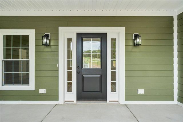 273 Hammock Pointe DR, Moneta, VA 24121